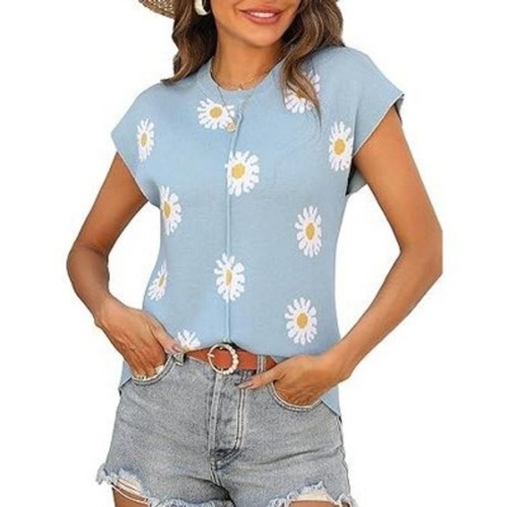 Zeagoo Light Blue Daisy Floral Knit Top Short Sleeve Crew Neck M Cottagecore‎